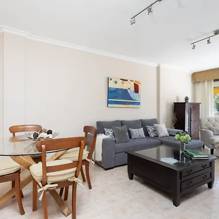 Prime Duplex El Camison بيت للعطل